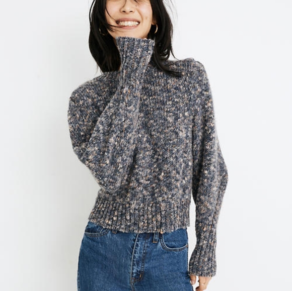 Pleat-Shoulder Pullover Sweater, gray NWT - Picture 4 of 7